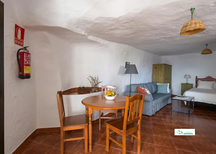 Living - Cave House & Silence Adults Only Apartment Artenara