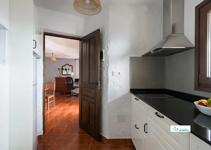 Living - Cave House & Silence Adults Only Διαμέρισμα