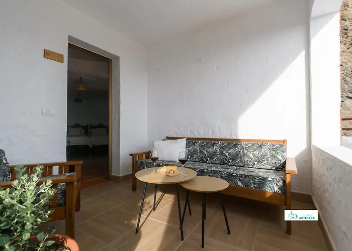 Living - Cave House & Silence Adults Only Διαμέρισμα Artenara