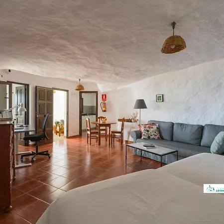 Living - Cave House & Silence Adults Only Artenara
